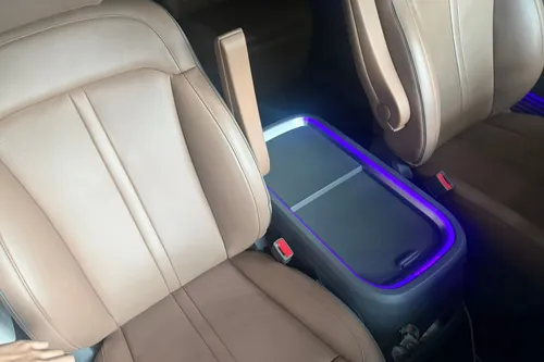 2025 Hyundai Staria