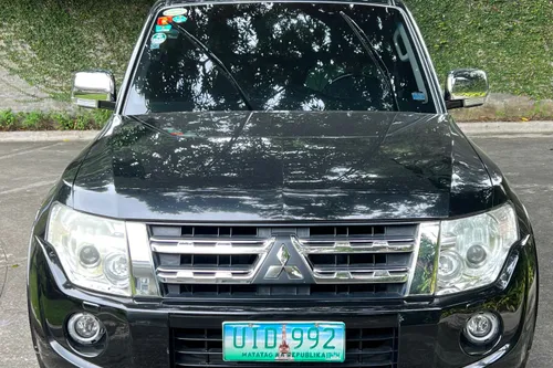 2012 Mitsubishi Pajero