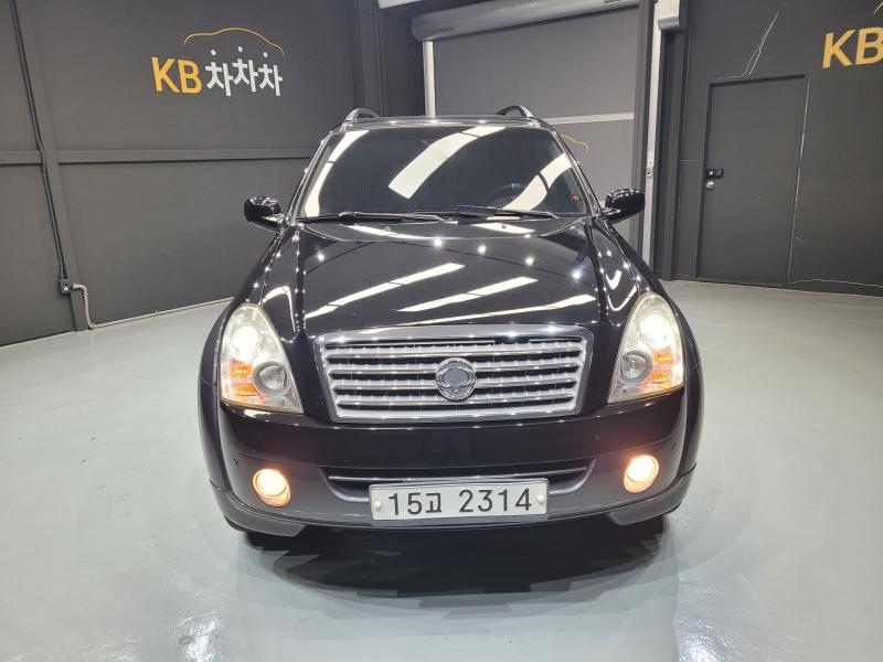 2011 SsangYong Super Rexton AWD RX7 Top Deluxe