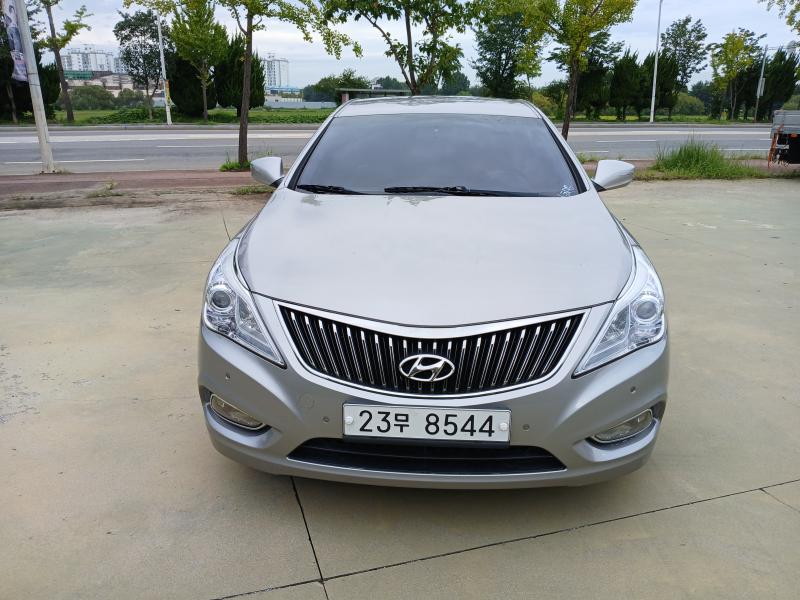 2014 Hyundai Grandeur LPI Rental Modern