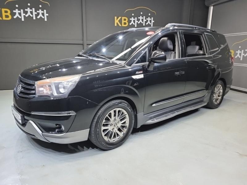 2015 SsangYong Korando Turismo 2.0 4WD 9-seater Extreme