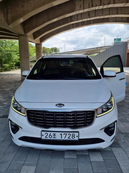 2018 KIA Limousine 7-Seater Diesel VIP