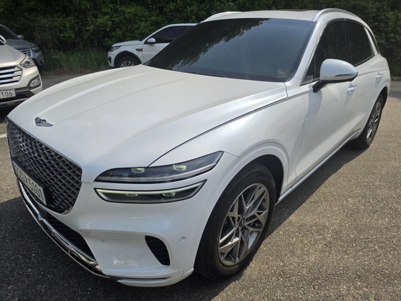 2023 Genesis GV70 2.5T AWD Base