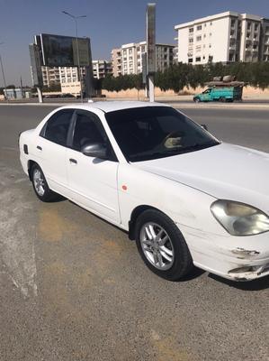 1999 Daewoo Nubira 2