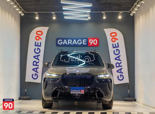 2025 BMW X7