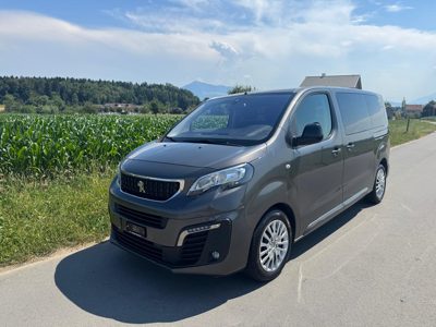 2022 Peugeot Traveller
