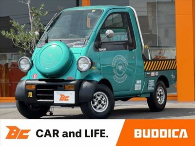 1996 Daihatsu Rタイプ★4MT★NARDIハンドル★エアコン★オーディオ★