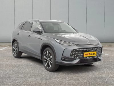 MG HS 1.5HYBRID+224CHLUXURY