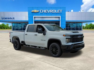 2026 Chevrolet Silverado CUSTOM