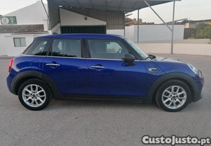 2018 MINI Cooper