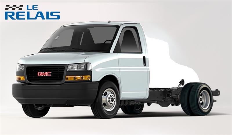 2026 GMC Savana Cutaway 3500 WT159''