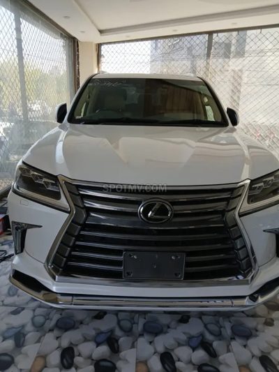 2020 Lexus LX