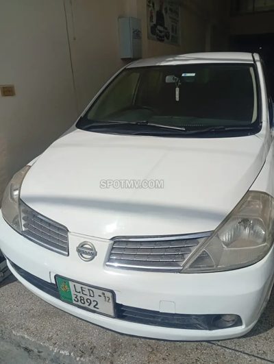 2007 Nissan Tiida