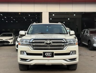 2018 Toyota Land Cruiser