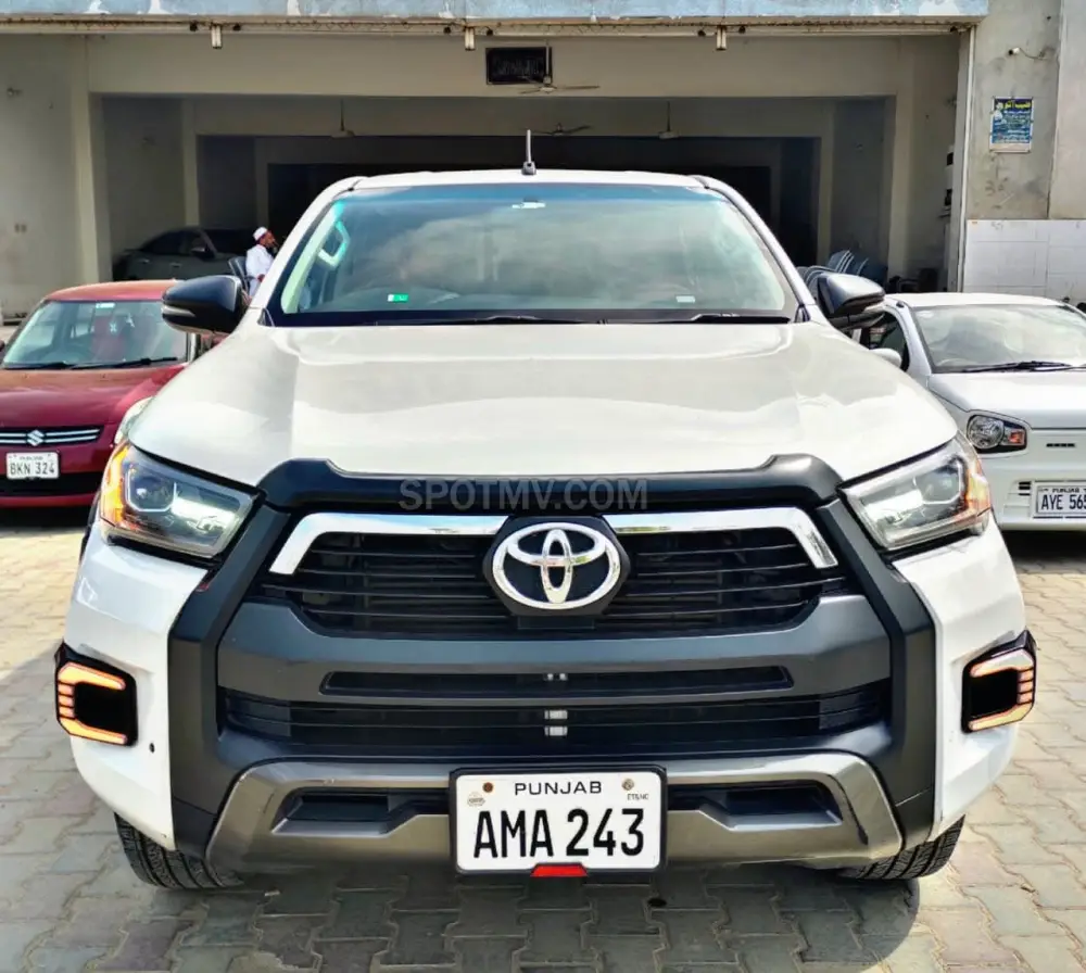 2022 Toyota Hilux
