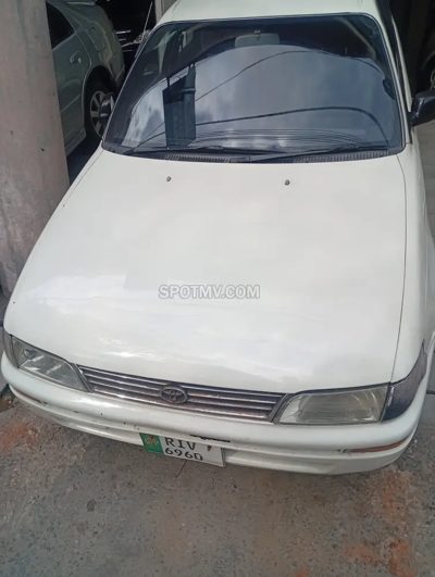 1995 Toyota Corolla
