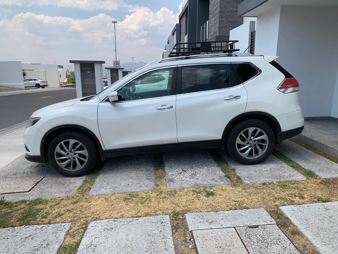 2016 Vendo X-Trail De Cochera