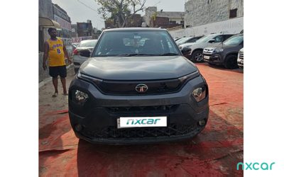 2025 Tata Punch PUREMT