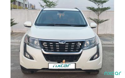 2020 Mahindra XUV500 FWDW11