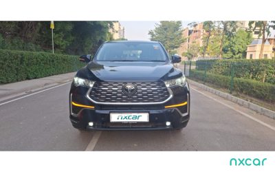 2024 Toyota Innova ZXHYBRID7STR