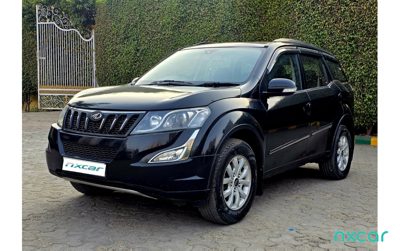 2018 Mahindra XUV500