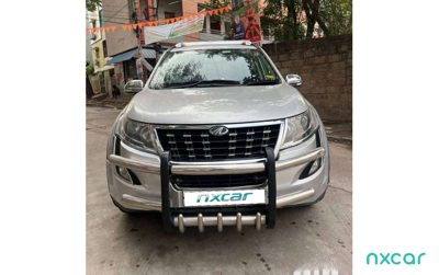 2019 Mahindra XUV500