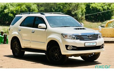 2015 Toyota Fortuner 3.04X2AT[20122016]