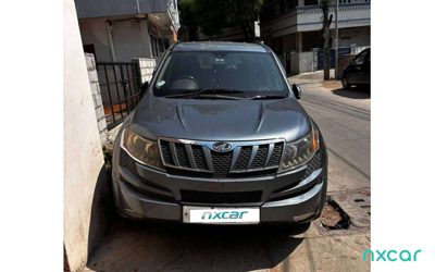 2013 Mahindra XUV500 FWDW8