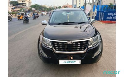 2021 Mahindra XUV500