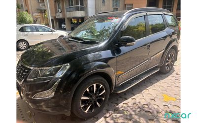 2019 Mahindra XUV500 W11AT