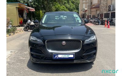 2018 Jaguar F-Pace 2.0LPPRESTIGE