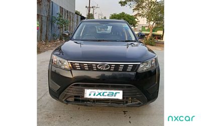 2022 Mahindra XUV300