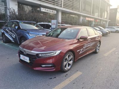 2018 Honda 2.0 ECVT RS Deluxe Edition Hybrid (China VI)