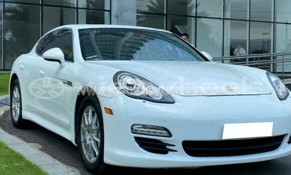 2013 Porsche Panamera