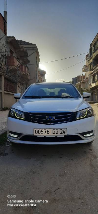 2022 Geely Emgrand