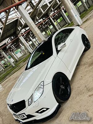 2009 Mercedes-Benz E-Class
