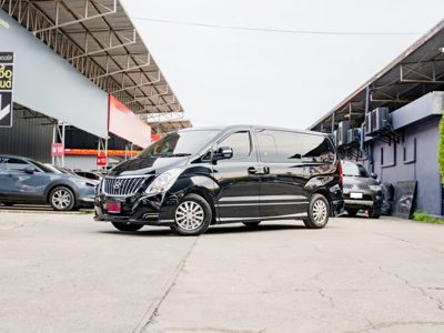 2017 Hyundai H1 2.5DELUXE
