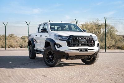 2026 Toyota Hilux Gr Sport 4.0L - Platinum White Pearl Inside Black | Export Only