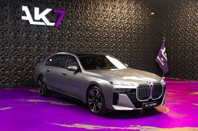 2023 BMW 7 Series SPORT
