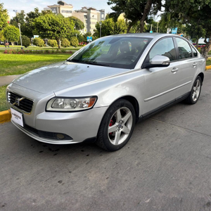 2010 Volvo S40