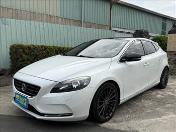 2014 Volvo V40 T4旗艦版IKEY全景天窗