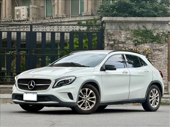 2015 Mercedes-Benz GLA
