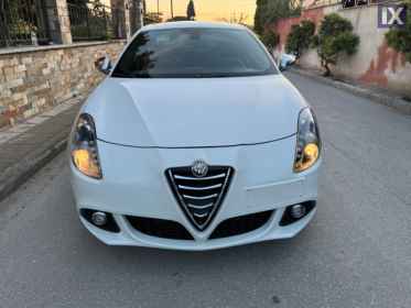 2015 Alfa Romeo Giulietta