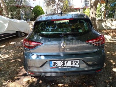 Renault Clio 10TCEILK