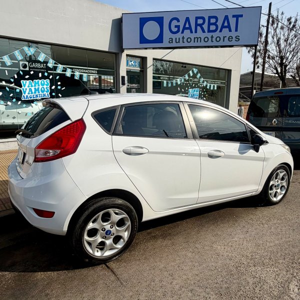 Ford Fiesta 1.64PTITANIUM(KD)