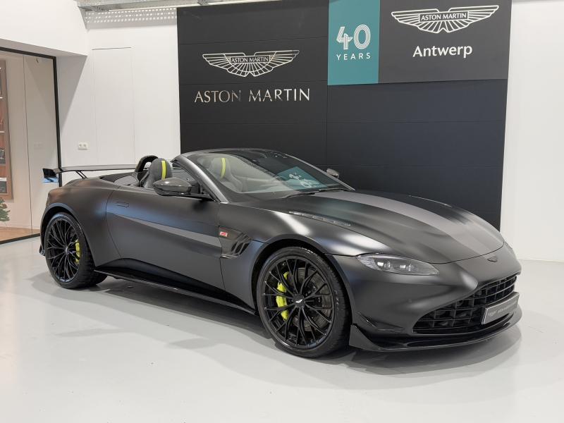 2022 Aston Martin Vantage ROADSTERF1