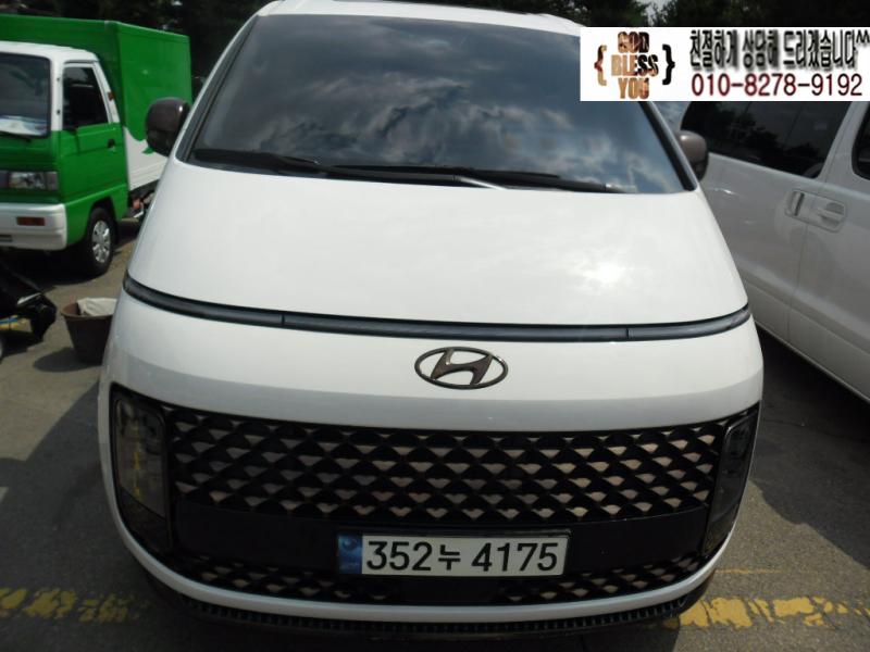2022 Hyundai Staria Diesel 2WD