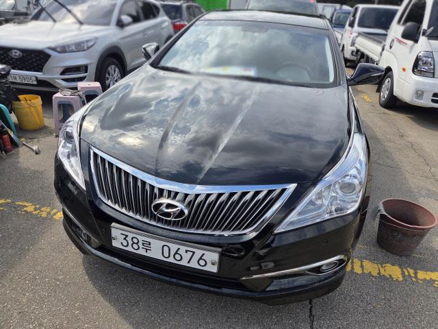 2015 Hyundai Grandeur HG220 Diesel Modern
