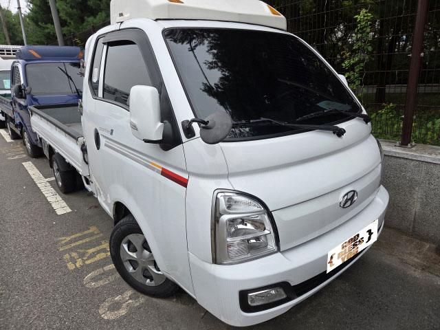 2021 Hyundai Porter Extra-long Super Cab CRDi