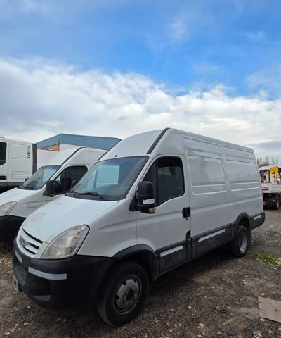2014 Iveco Daily FURGON12MTS3